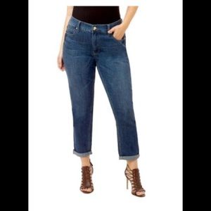 Melissa McCarthy Seven7 straight leg jean